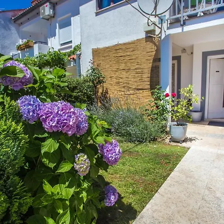 Apartment Rosse Porec Exterior photo